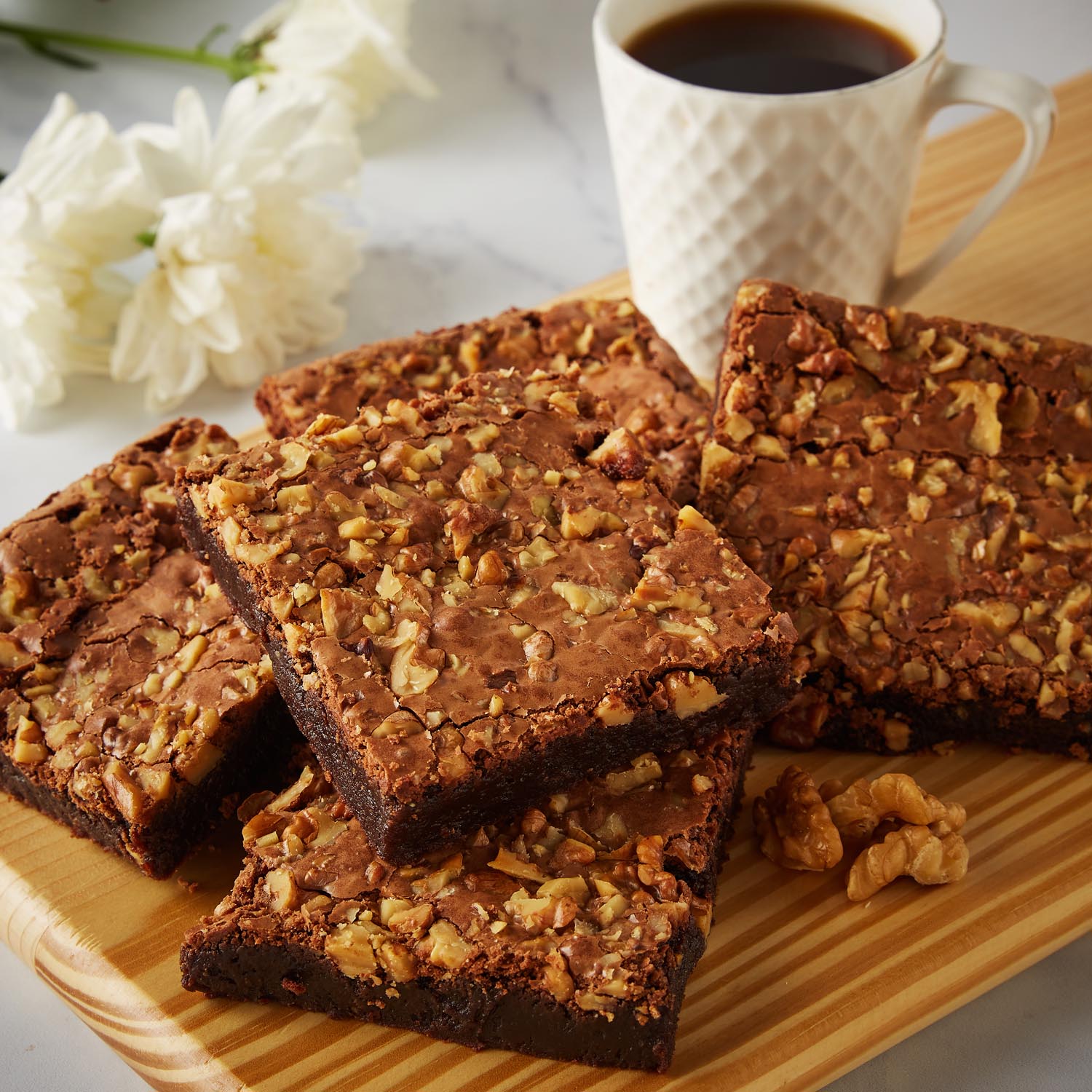 chocolate-walnut-brownie-desserts-food-studio-photography