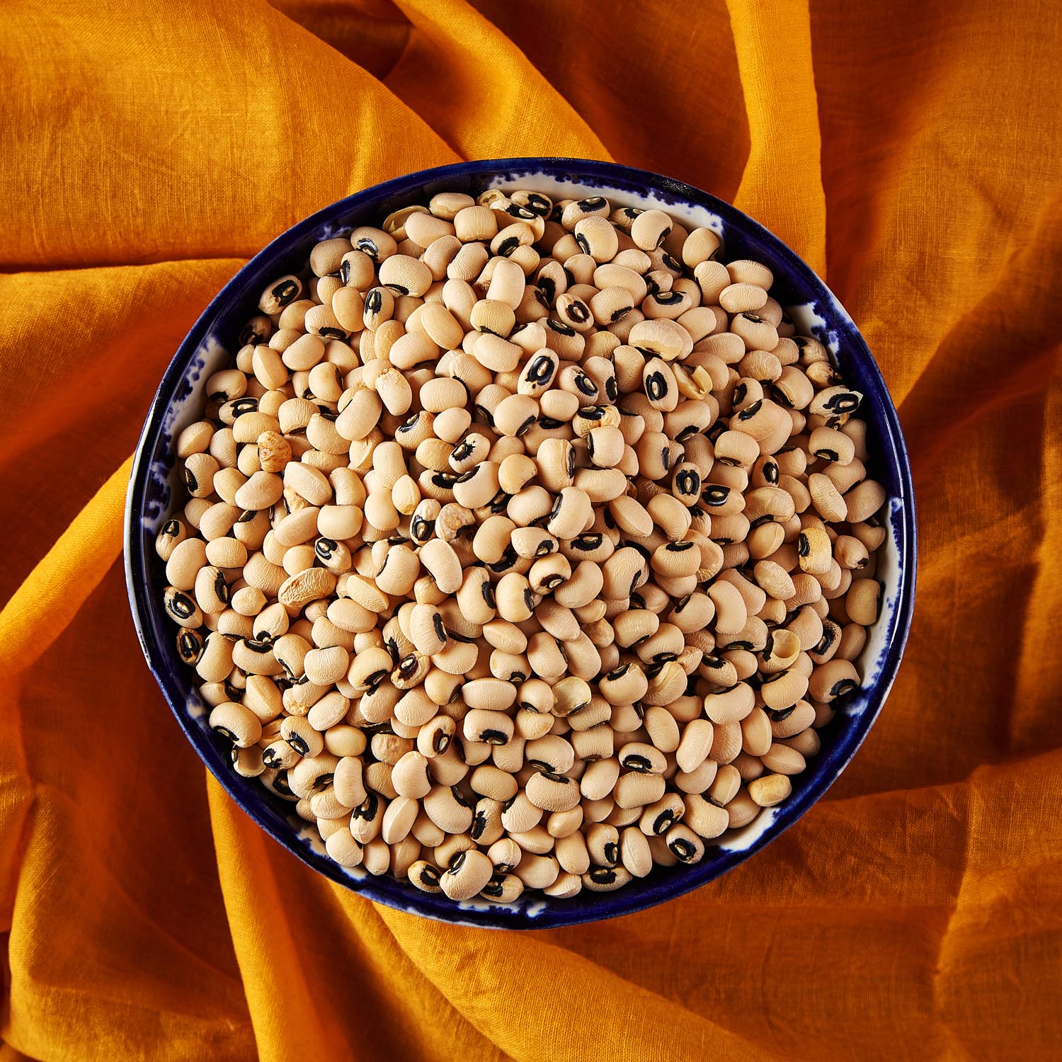 organic-black-eye-peas-chawli-right-foods-ingredients-food-studio-photography