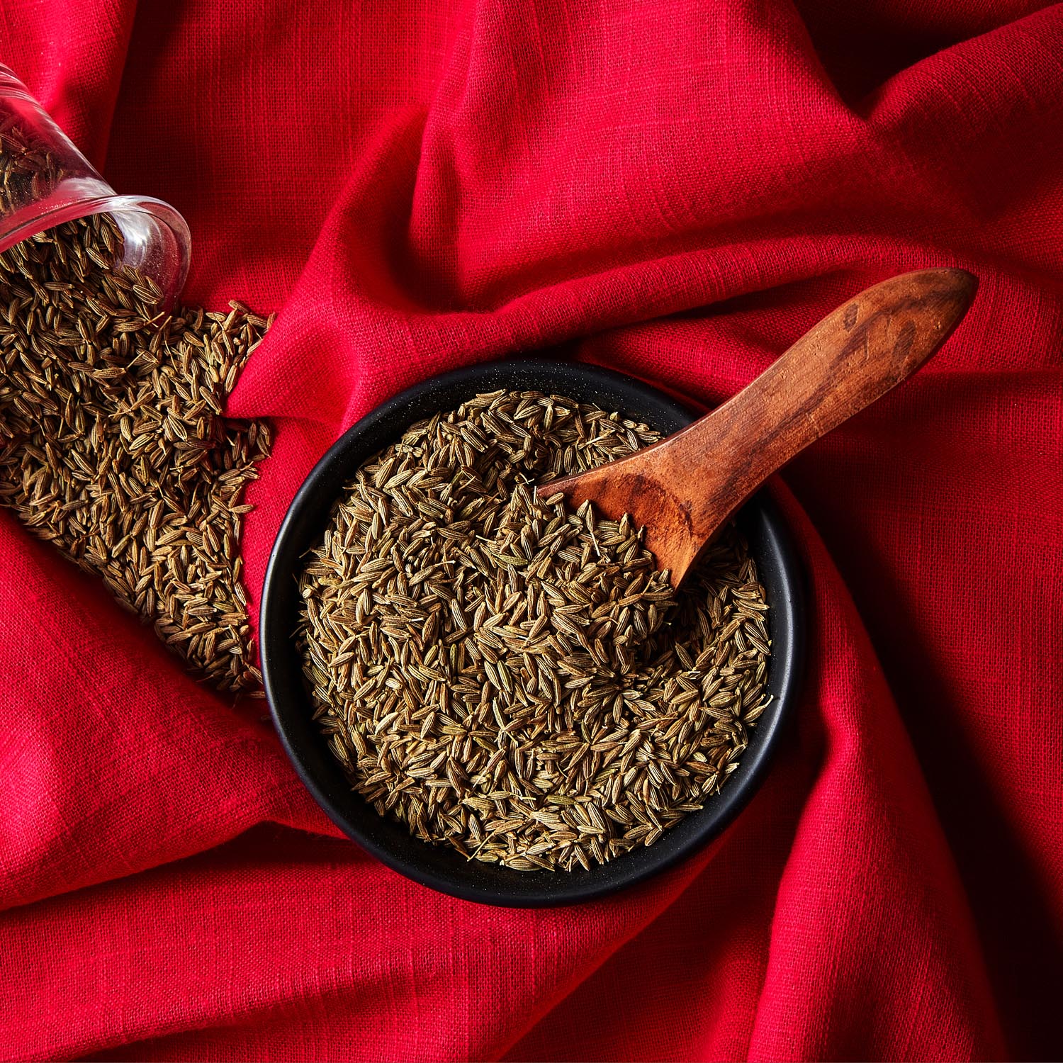 organic-cumin-seeds-right-foods-ingredients-food-studio-photography
