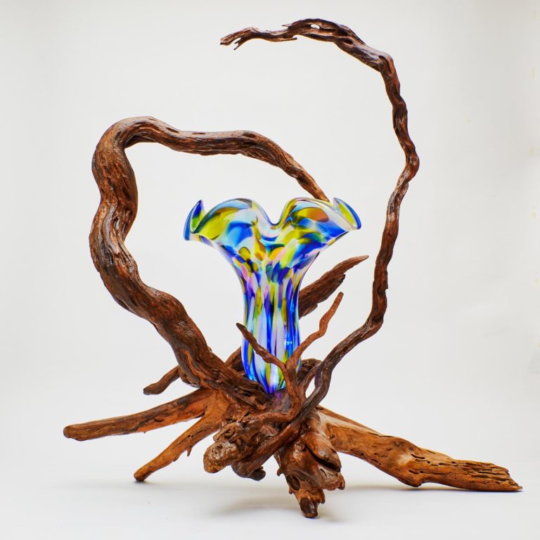 root-chakra-wooden-show-piece-vase-ecommerce-product-studio-photography-12