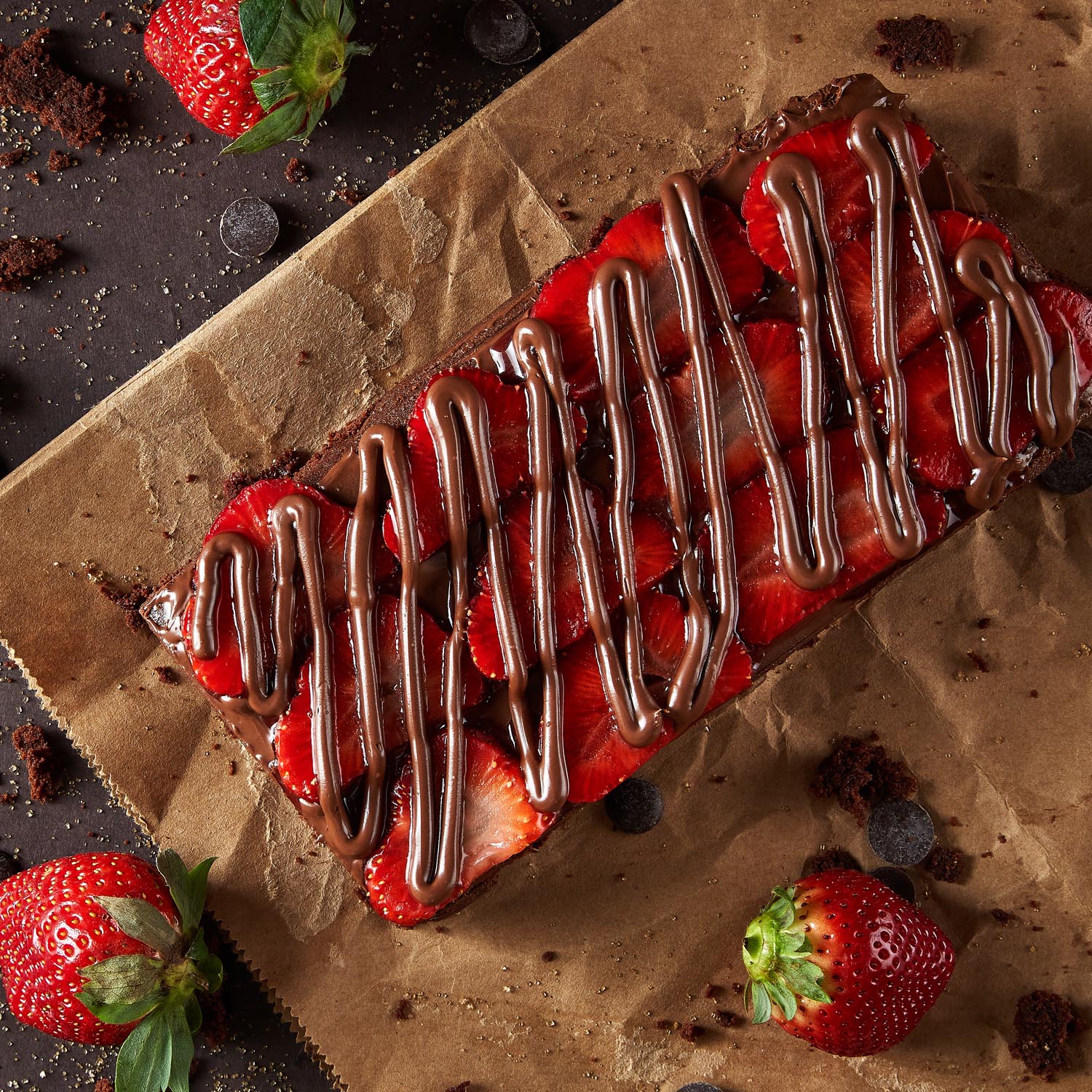 strawberry-chocolate-brownie-bar-desserts-food-studio-photography