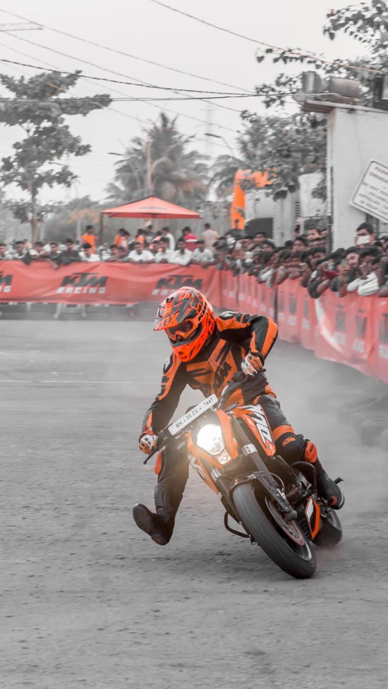 ktm-orange-day-mumbai-race-bikes-events-outdoor-portrait-photography